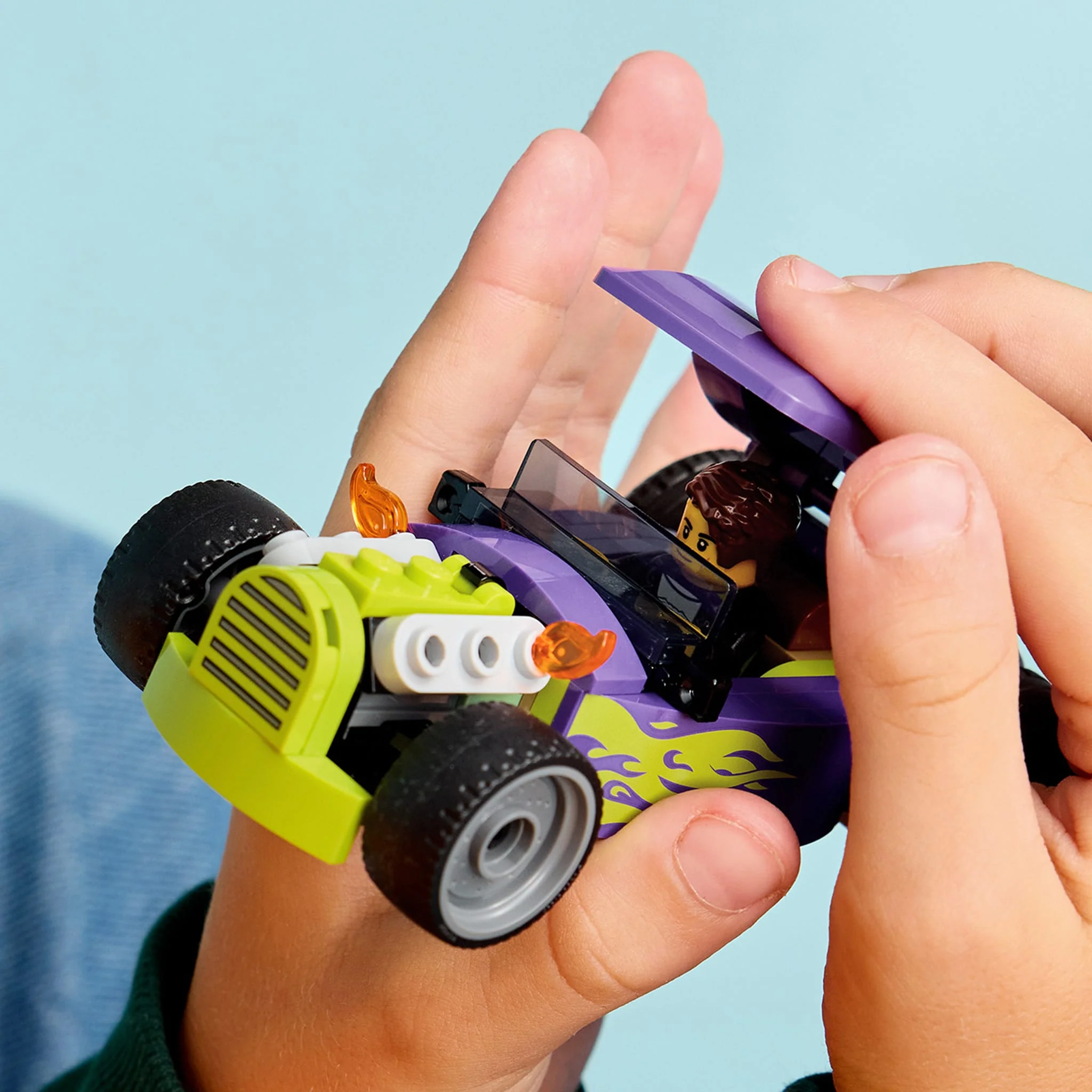 Miniature 4
